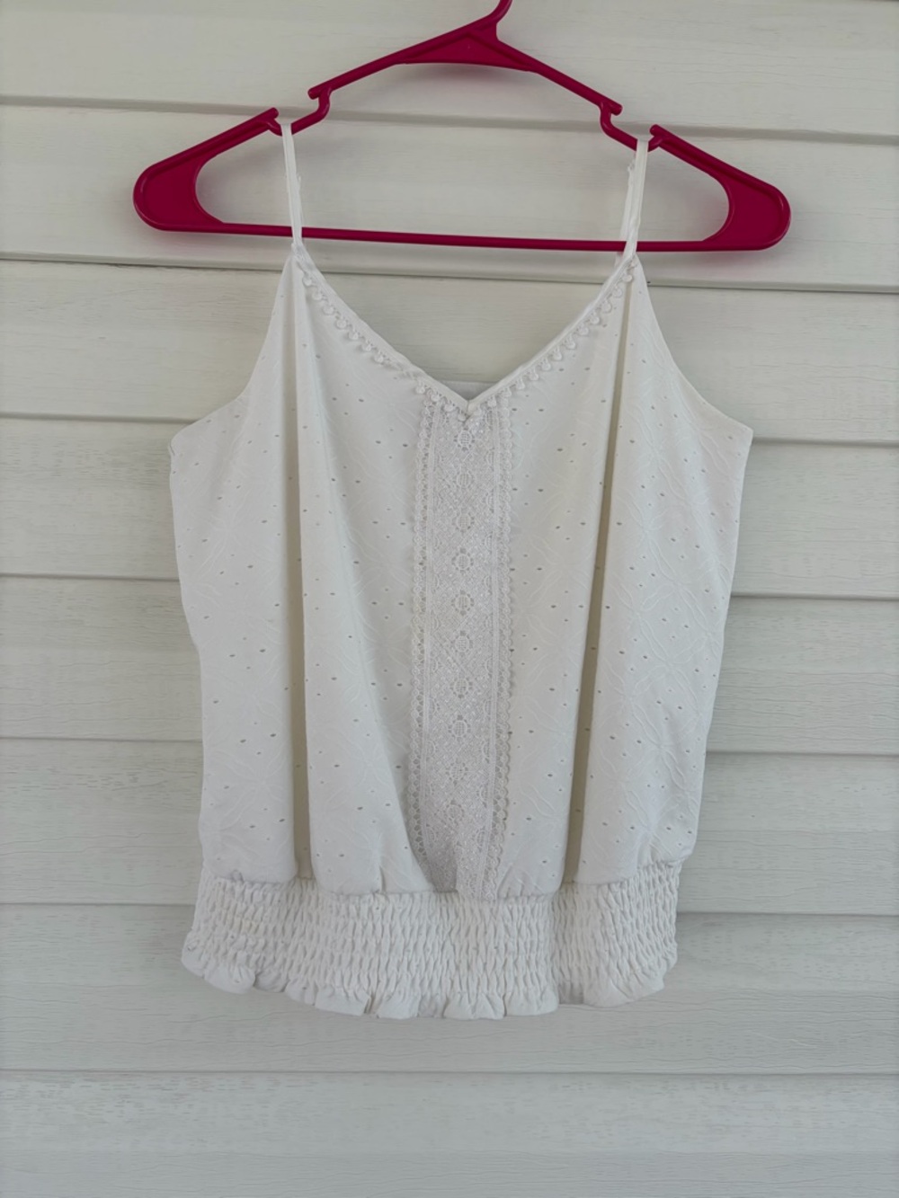 White House Black Market Cream Lace Camisole Elegant Feminine Layering Top
